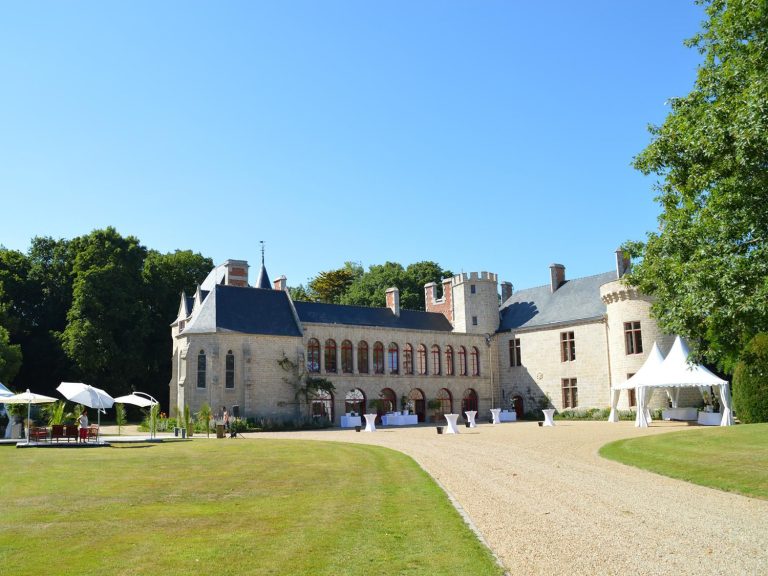 Electricité du Château de Lauvergnac / La Turballe / Réalisation Samelect