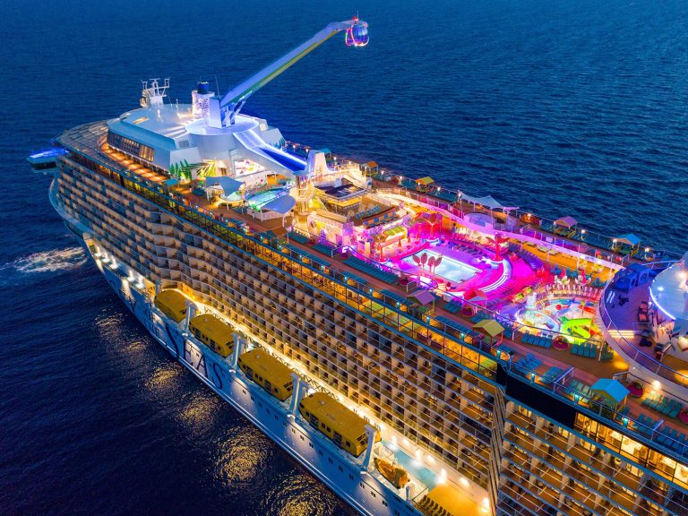 Cabines du Symphony of the Seas / Les Chantiers de l'Atlantique / Réalisation Samelect